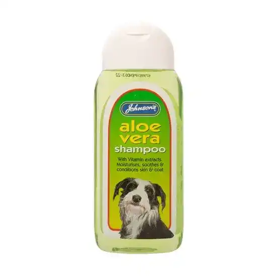 Johnsons Veterinary Aloe Vera Shampoo for Dogs 200ml Bottle 16550