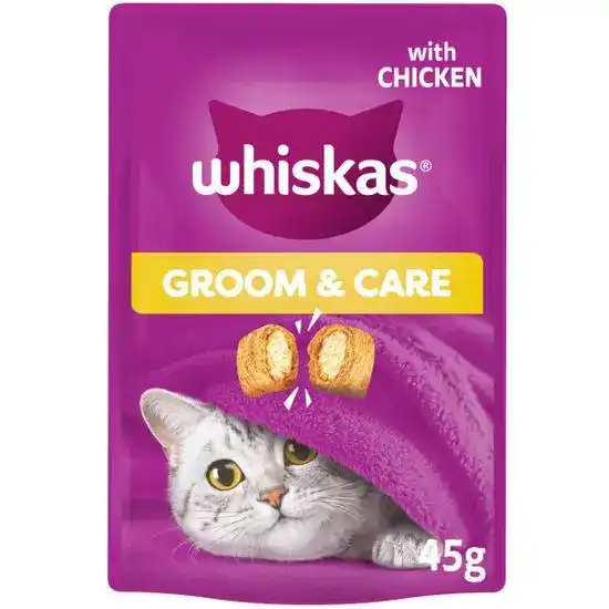 Whiskas Groom & Care Adult Cat Treats with Chicken 8 x 45g 18418