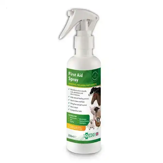 Aqueos First Aid Spray for All Animals 11636