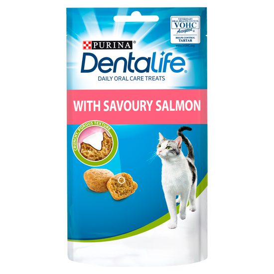 Purina Dentalife Oral Care Treats for Adult Cats with Salmon 8 x 40g 18120